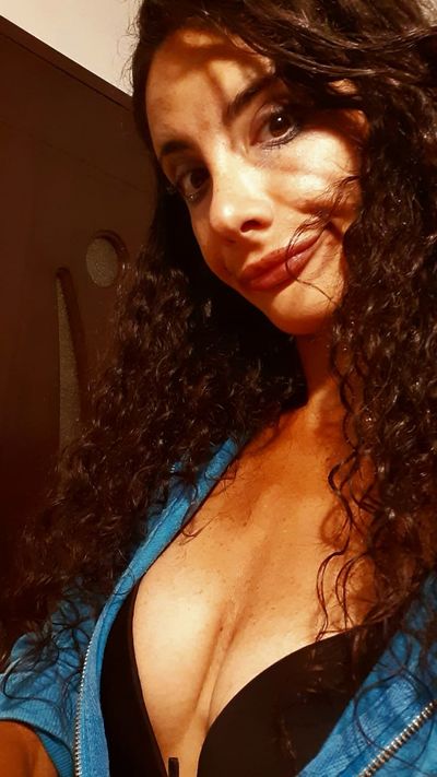Opal Moore - Escort Girl from South Bend Indiana