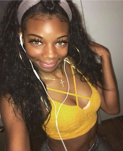 Amiyah Lola - Escort Girl from Clarksville Tennessee