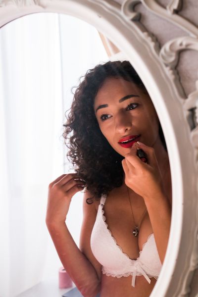 Curly Cindy - Escort Girl from Chattanooga Tennessee